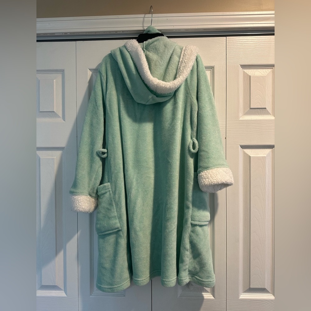 Ulta Mint Robe - Picture 2 of 2